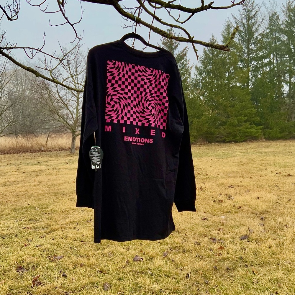 Simons Twik Graphic T Shirt Dress Black with Pink size L new with tags - Picture 8 of 8